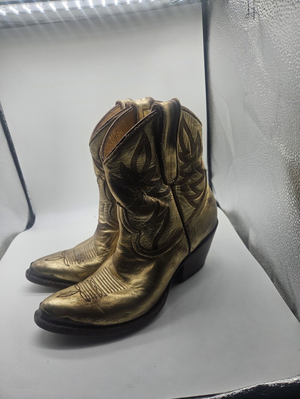 Idyllwind Womens Gold Wheel Western Booties